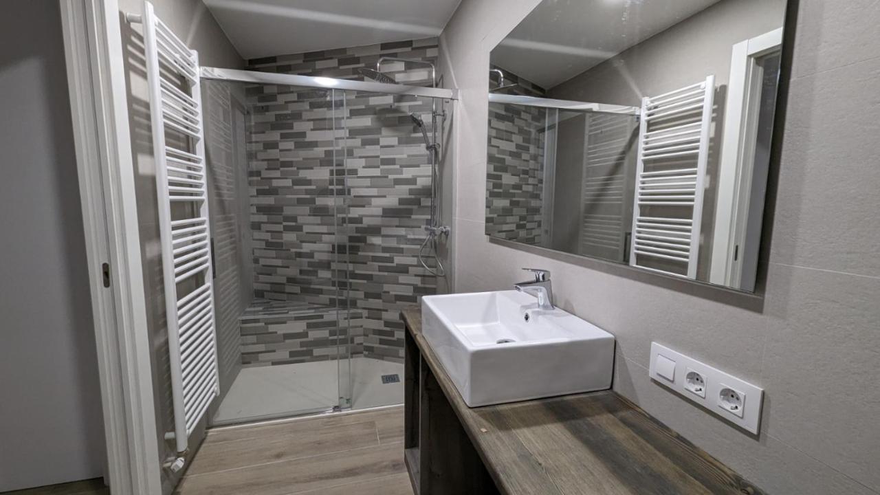 Hydros Apartment Ripoll Exterior photo
