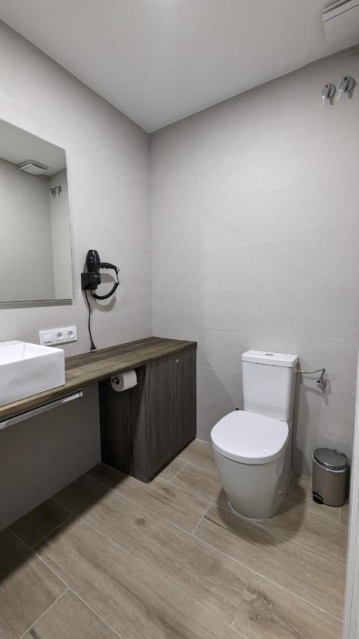 Hydros Apartment Ripoll Exterior photo