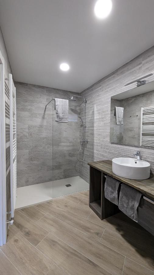 Hydros Apartment Ripoll Exterior photo