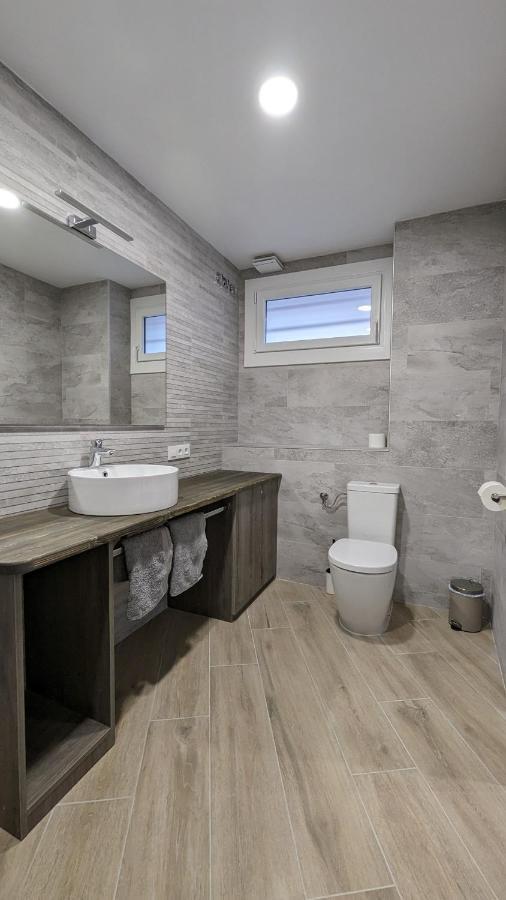 Hydros Apartment Ripoll Exterior photo