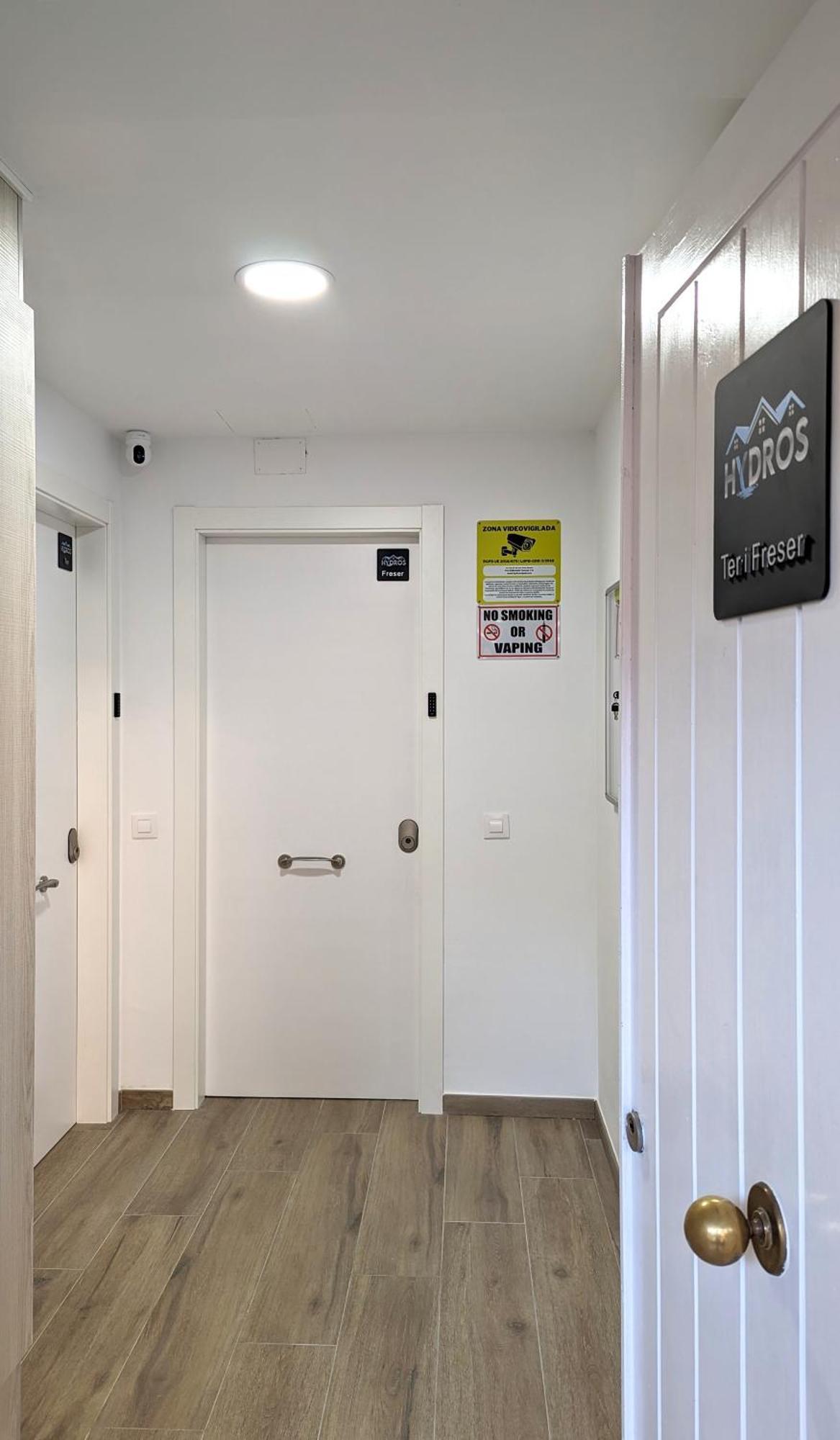 Hydros Apartment Ripoll Exterior photo